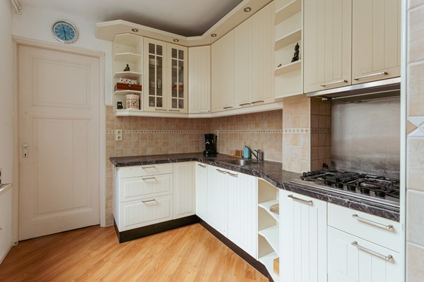 Medium property photo - Hazelaarstraat 93, 2563 VK Den Haag